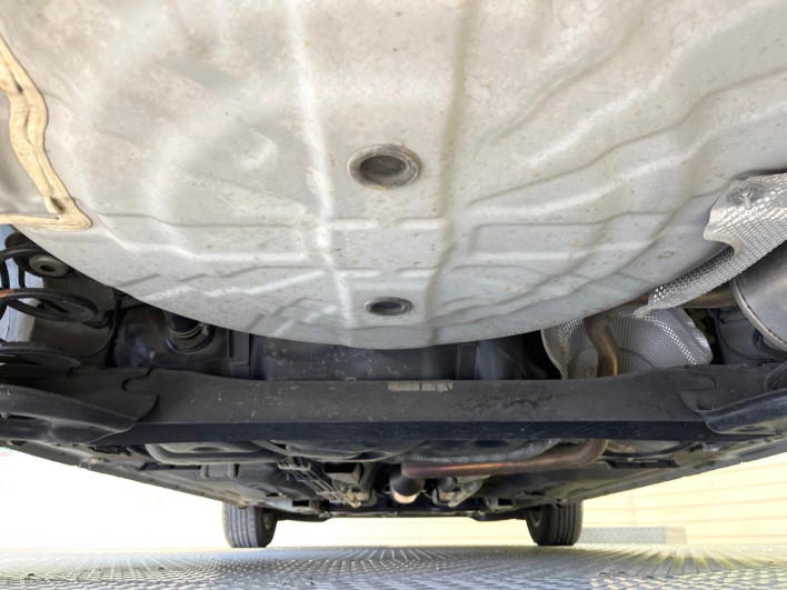 2014 Nissan Note DBA-E12 (UW-6a223dfd40f59)[12]