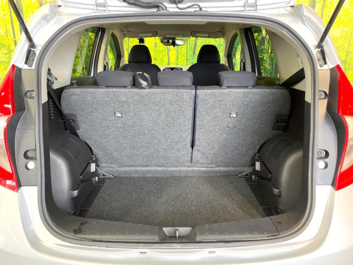 2014 Nissan Note DBA-E12 (UW-6a223dfd40f59)[22]