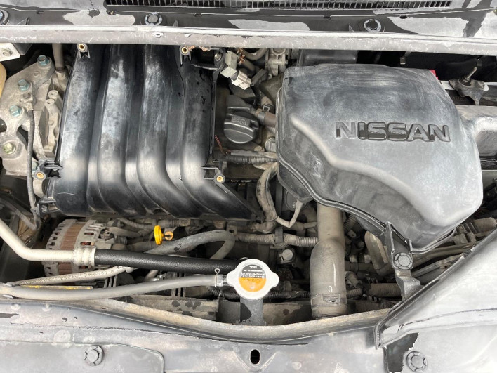2011 Nissan Serena DBA-FC26 (UW-6a223e02955aa)[11]