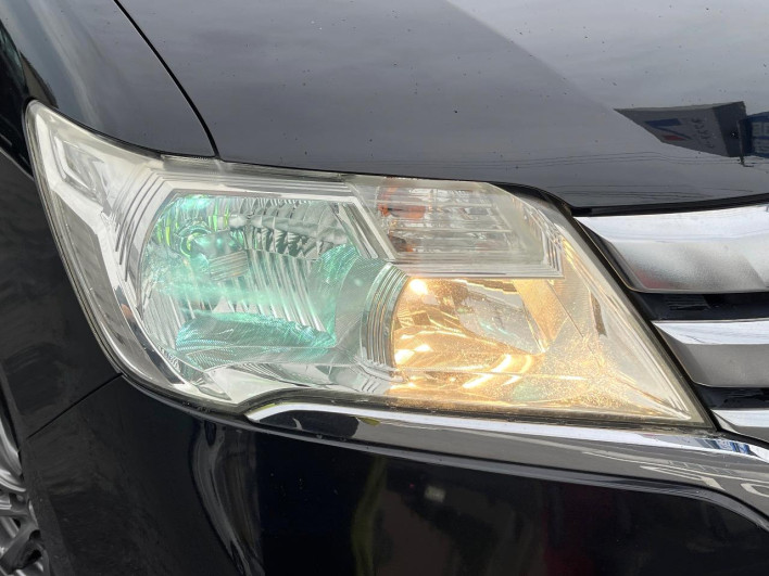 2011 Nissan Serena DBA-FC26 (UW-6a223e02955aa)[8]