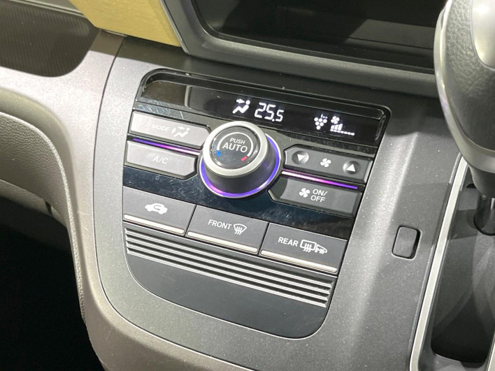 2017 Honda Freed DBA-GB5 (UW-6a223e0f79428)[21]