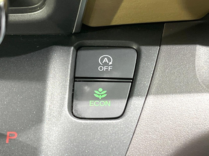 2017 Honda Freed DBA-GB5 (UW-6a223e0f79428)[23]