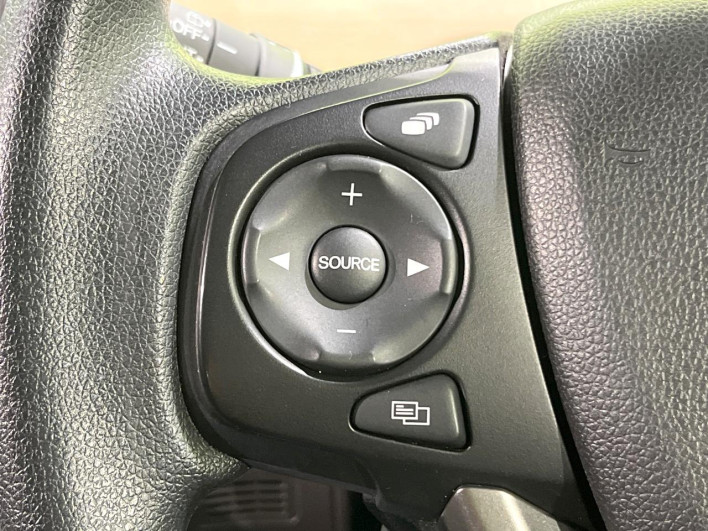2017 Honda Freed DBA-GB5 (UW-6a223e0f79428)[27]
