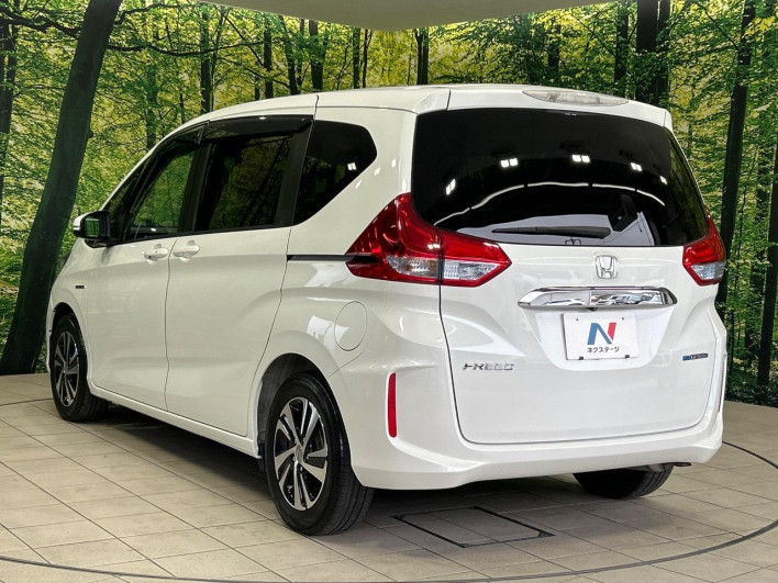 2017 Honda Freed hybrid DAA-GB7 (UW-6a223e1042478)[29]