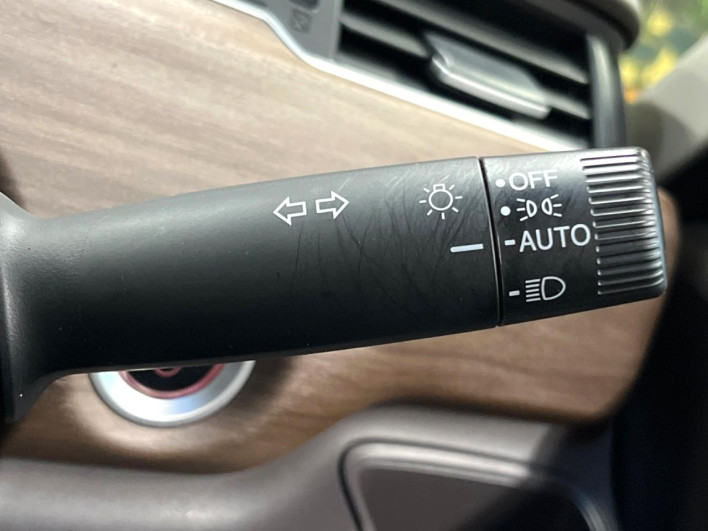 2019 Honda Freed hybrid 6AA-GB7 (UW-6a223e1092ada)[13]