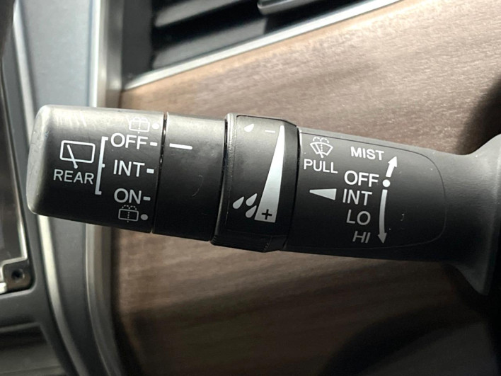 2019 Honda Freed hybrid 6AA-GB7 (UW-6a223e1092ada)[14]