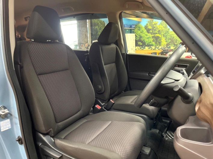 2019 Honda Freed hybrid 6AA-GB7 (UW-6a223e1092ada)[28]