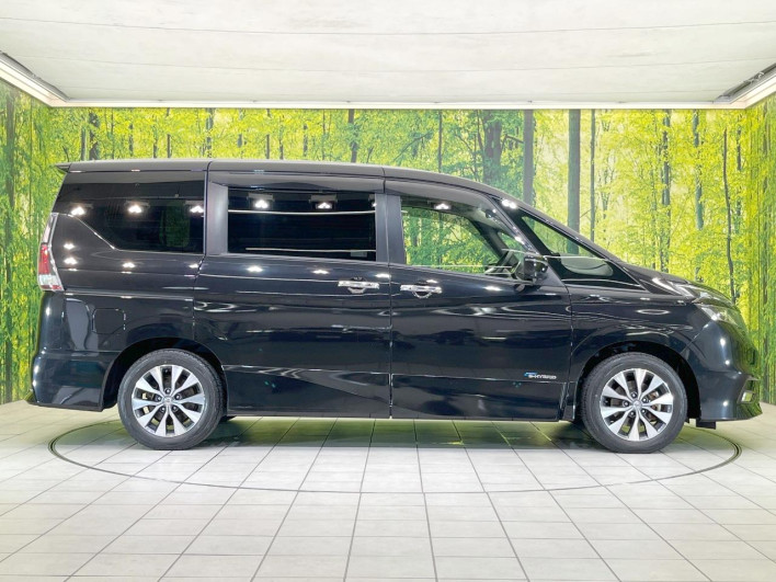 2016 Nissan Serena DAA-GFC27 (UW-6a223e16c58a4)[8]