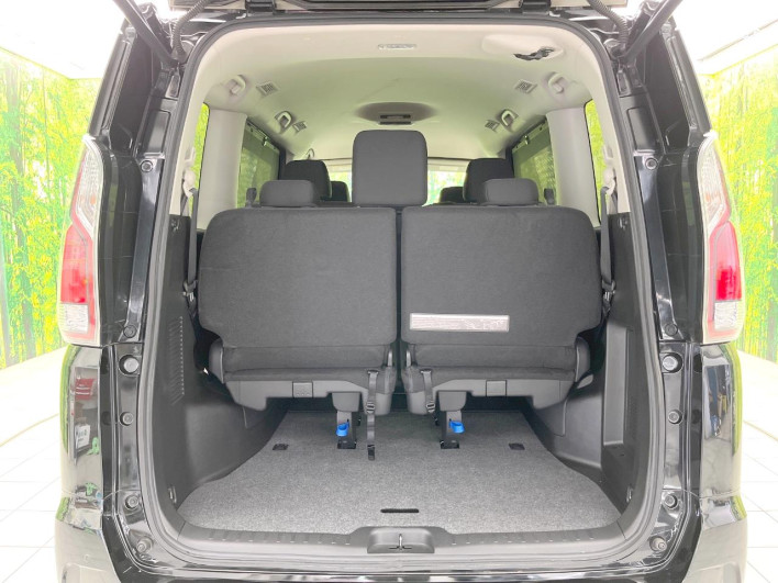 2016 Nissan Serena DAA-GFC27 (UW-6a223e16c58a4)[25]