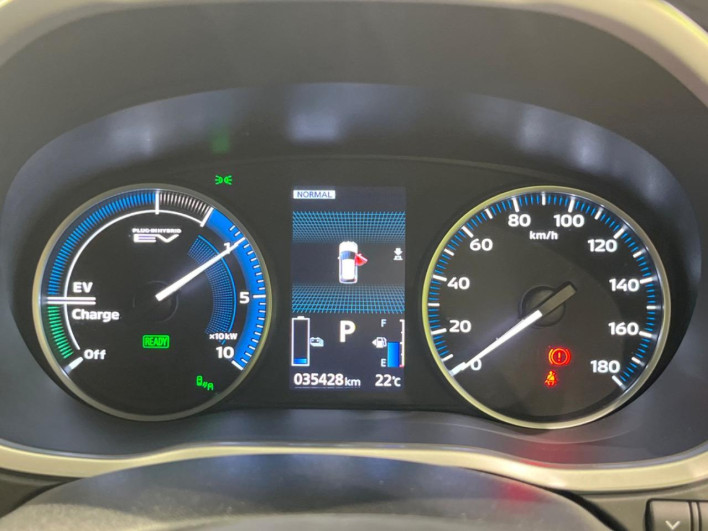 2021 Mitsubishi Eclipse Cross PHEV 5LA-GL3W (UW-6a223e2247258)[14]