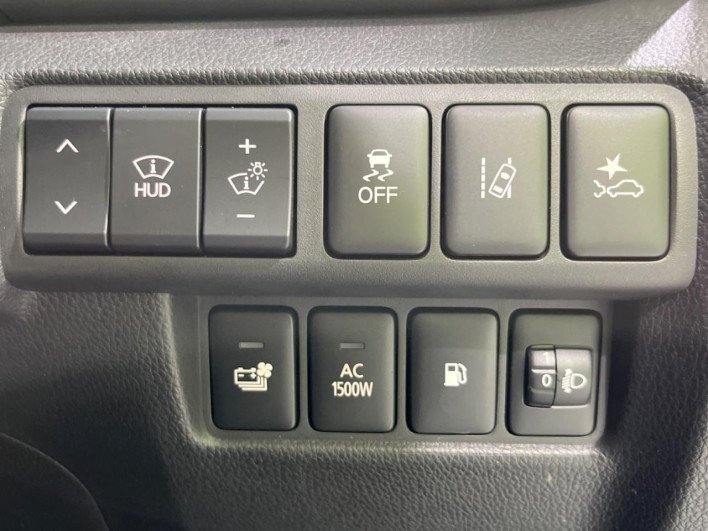 2021 Mitsubishi Eclipse Cross PHEV 5LA-GL3W (UW-6a223e2247258)[28]