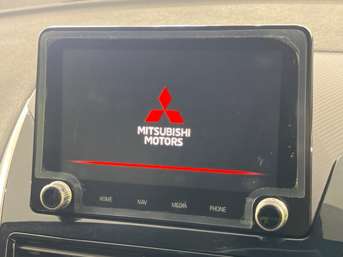 2021 Mitsubishi Eclipse Cross PHEV 5LA-GL3W (UW-6a223e2247258)[11]