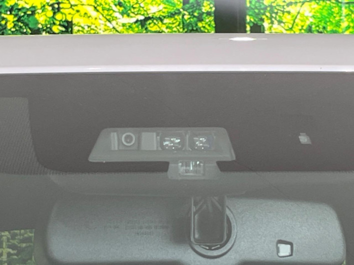 2021 Mitsubishi Eclipse Cross PHEV 5LA-GL3W (UW-6a223e2247258)[6]