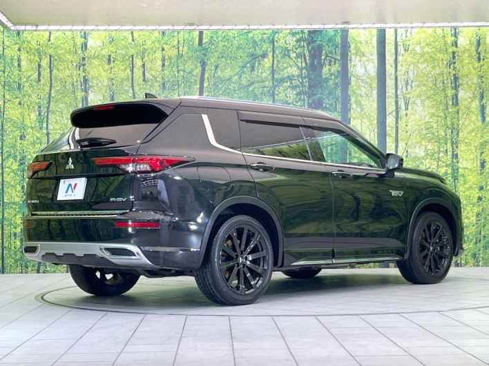 2022 Mitsubishi OUTLANDER PHEV 5LA-GN0W (UW-6a223e2276372)[8]