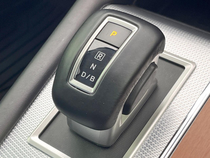 2022 Mitsubishi OUTLANDER PHEV 5LA-GN0W (UW-6a223e2276372)[26]