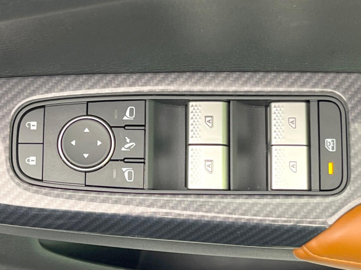 2022 Mitsubishi OUTLANDER PHEV 5LA-GN0W (UW-6a223e2276372)[13]