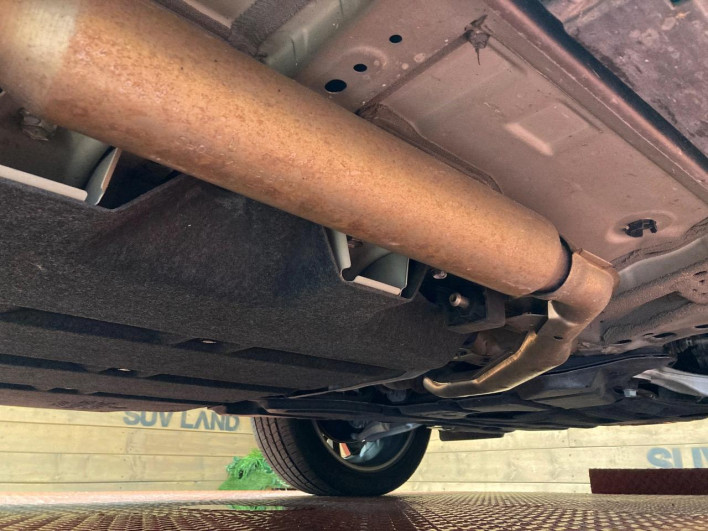 2022 Mitsubishi OUTLANDER PHEV 5LA-GN0W (UW-6a223e22977a9)[25]