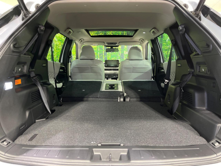 2022 Mitsubishi OUTLANDER PHEV 5LA-GN0W (UW-6a223e22ebe9a)[17]