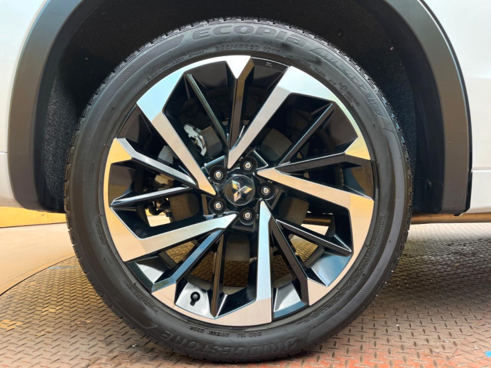 2024 Mitsubishi OUTLANDER PHEV 5LA-GN0W (UW-6a223e24ad263)[7]