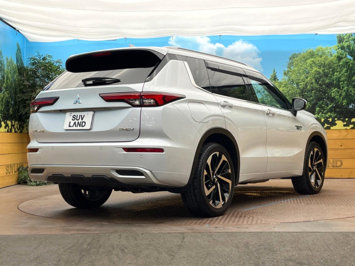 2024 Mitsubishi OUTLANDER PHEV 5LA-GN0W (UW-6a223e24ad263)[19]