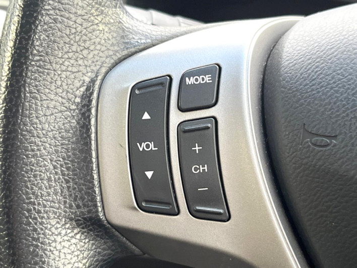 2014 Honda Freed hybrid DAA-GP3 (UW-6a223e252adf5)[5]