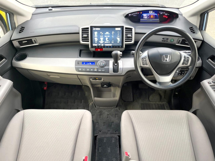 2014 Honda Freed hybrid DAA-GP3 (UW-6a223e252adf5)[29]