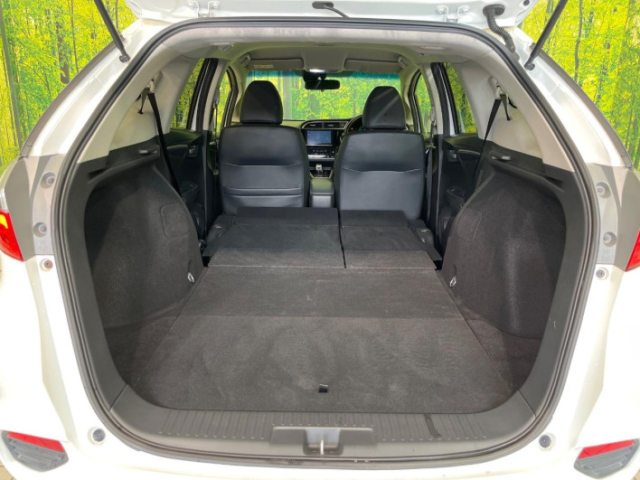 2017 Honda SHUTTLE DAA-GP7 (UW-6a223e277e521)[21]