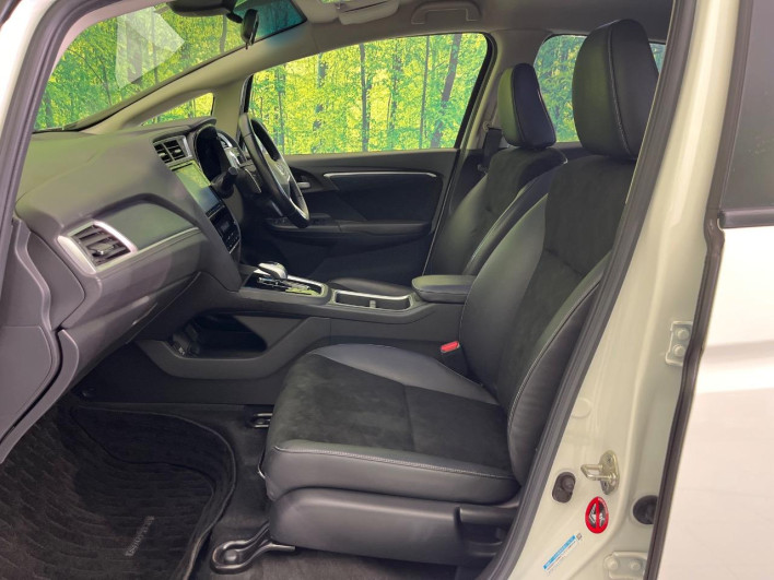 2017 Honda SHUTTLE DAA-GP7 (UW-6a223e277e521)[12]
