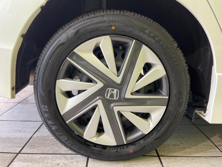2017 Honda SHUTTLE DAA-GP7 (UW-6a223e277e521)[23]