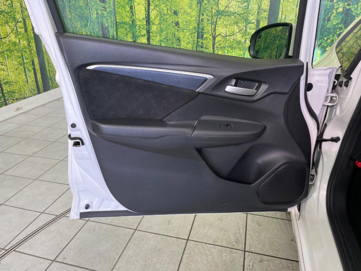 2017 Honda SHUTTLE DAA-GP7 (UW-6a223e277e521)[11]