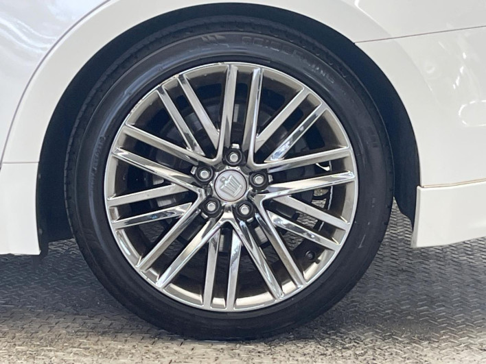 2013 Toyota Crown DBA-GRS214 (UW-6a223e2a76577)[29]