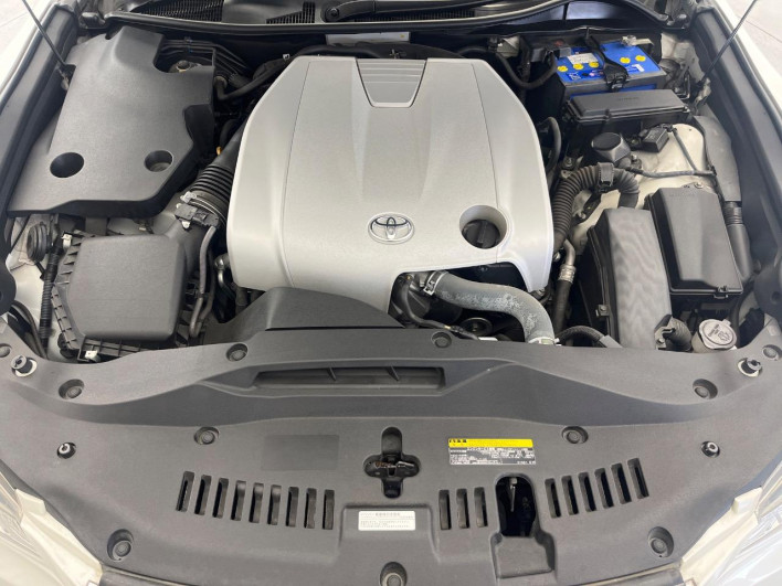 2013 Toyota Crown DBA-GRS214 (UW-6a223e2a76577)[4]