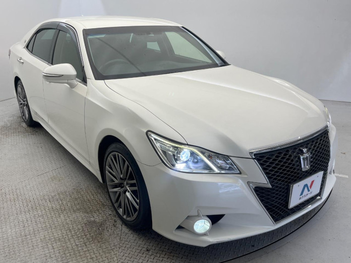 2013 Toyota Crown DBA-GRS214 (UW-6a223e2a76577)[11]