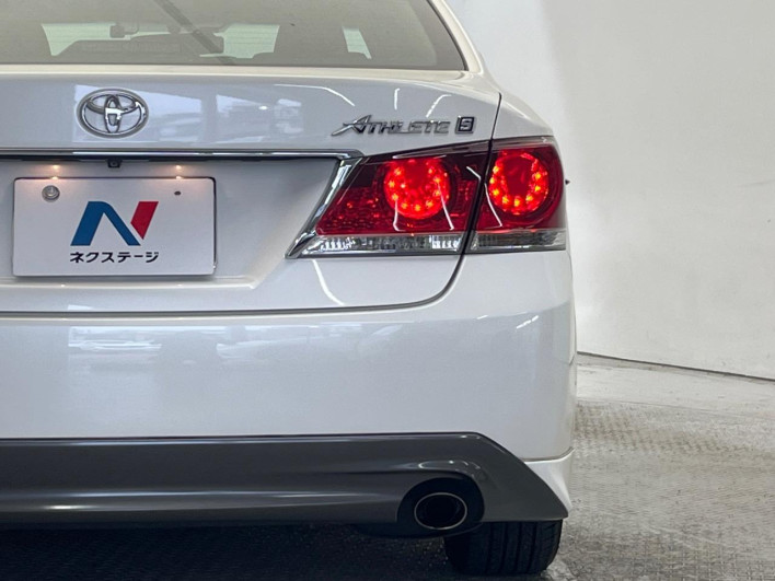 2013 Toyota Crown DBA-GRS214 (UW-6a223e2a76577)[18]
