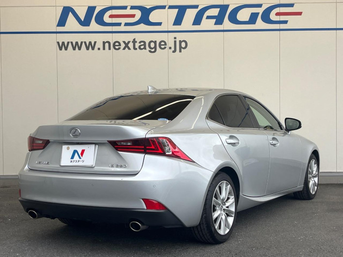 2013 Lexus IS DBA-GSE30 (UW-6a223e2b5ed6a)[26]