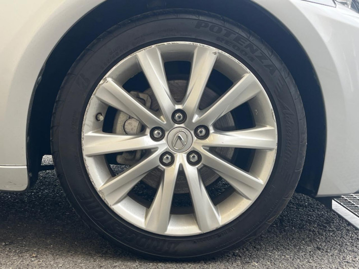 2013 Lexus IS DBA-GSE30 (UW-6a223e2b5ed6a)[16]