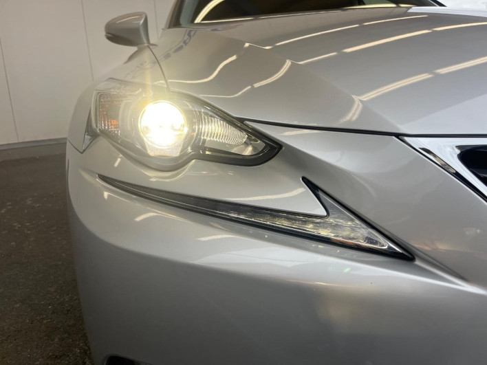 2013 Lexus IS DBA-GSE30 (UW-6a223e2b5ed6a)[6]