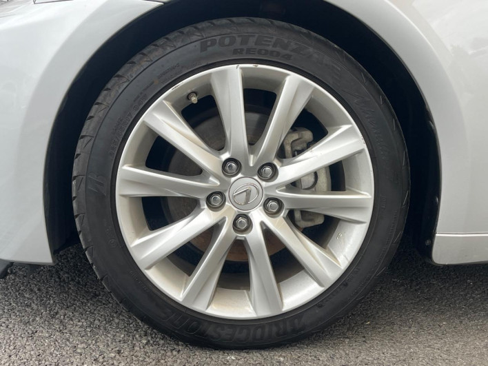 2013 Lexus IS DBA-GSE30 (UW-6a223e2b5ed6a)[14]