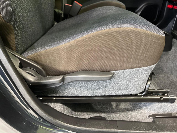 2022 Suzuki Alto 5AA-HA97S (UW-6a223e3ee3b72)[17]