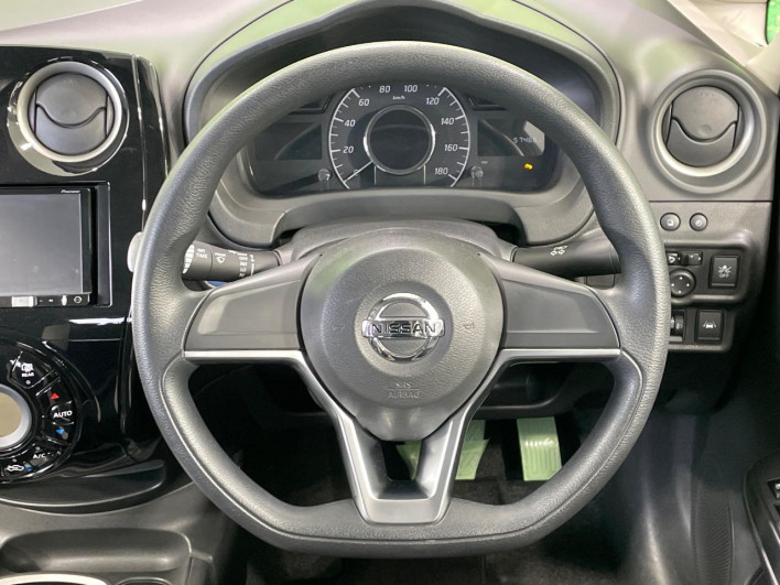 2019 Nissan Note DAA-HE12 (UW-6a223e4123ef2)[20]