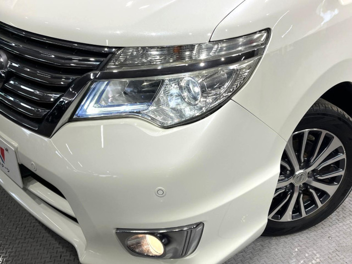 2016 Nissan Serena DAA-HFC26 (UW-6a223e4a81013)[9]