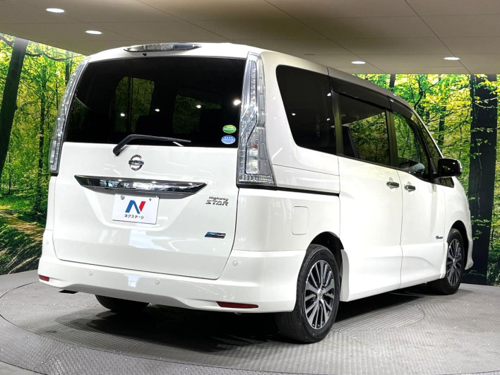 2016 Nissan Serena DAA-HFC26 (UW-6a223e4a81013)[20]