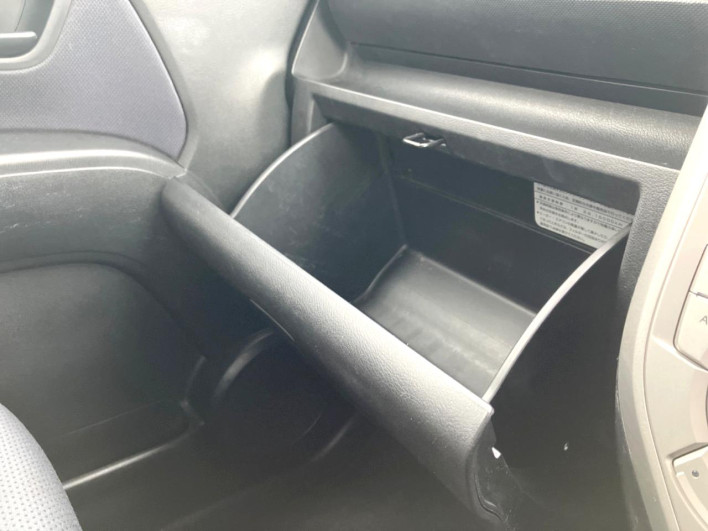 2007 Honda Zest DBA-JE1 (UW-6a223e5ab314f)[27]