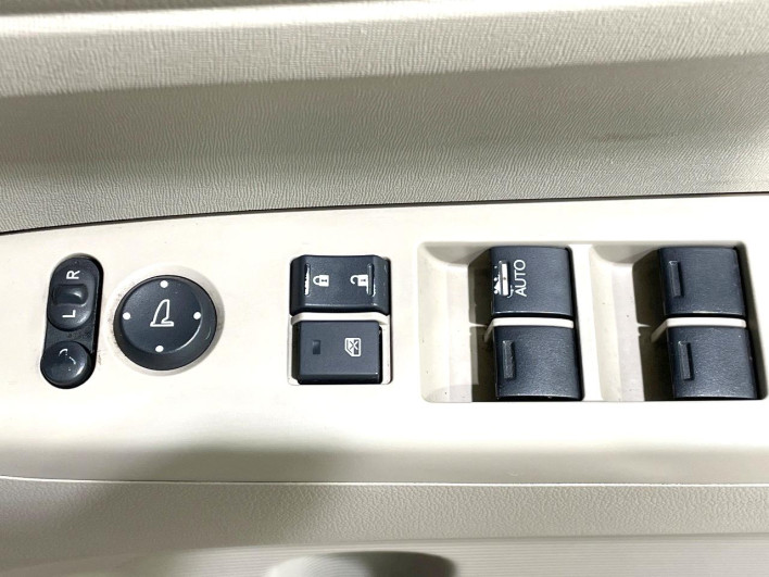 2012 Honda N-BOX DBA-JF1 (UW-6a223e5ae2fb9)[7]