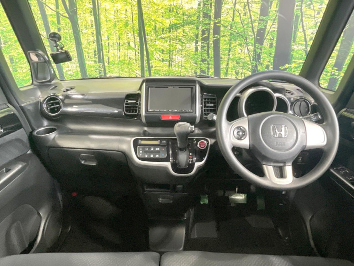 2012 Honda N-BOX CUSTOM DBA-JF1 (UW-6a223e5aee9e7)[27]