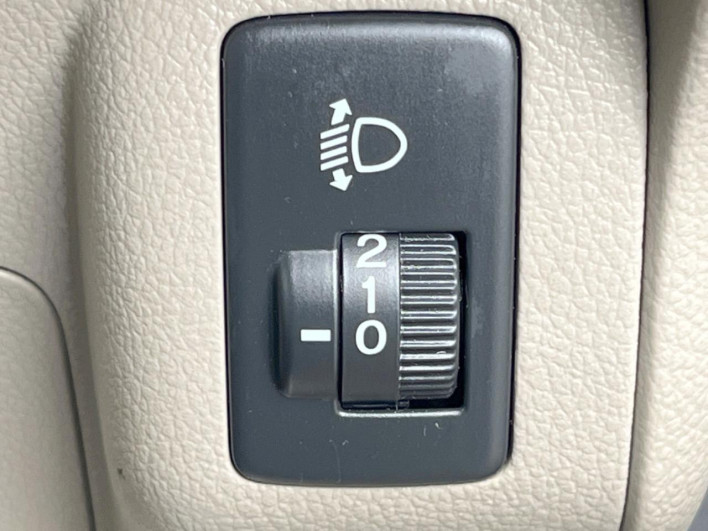 2014 Honda N-BOX DBA-JF1 (UW-6a223e5dd3f99)[28]