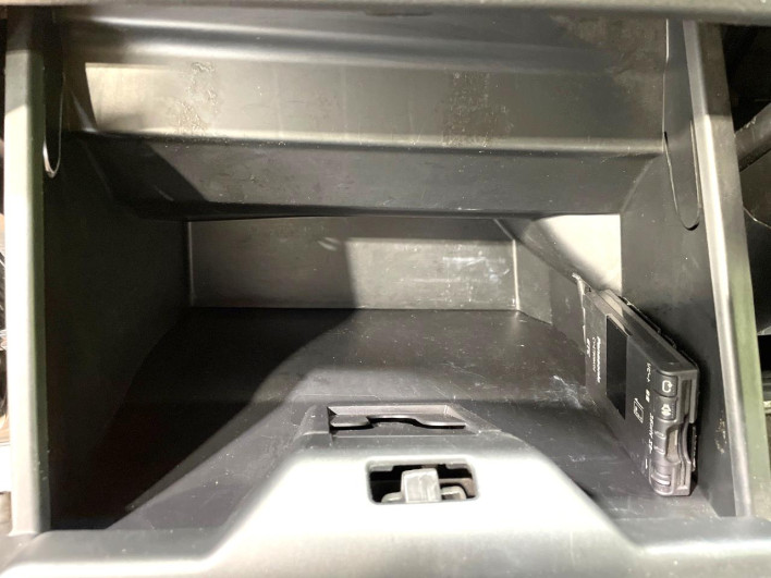 2015 Honda N-BOX CUSTOM DBA-JF1 (UW-6a223e5e3ea23)[26]