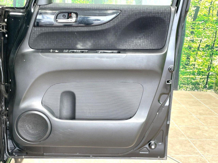 2015 Honda N-BOX CUSTOM DBA-JF1 (UW-6a223e5e3ea23)[7]