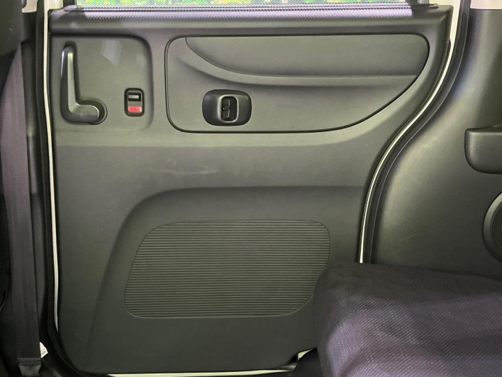 2015 Honda N-BOX DBA-JF1 (UW-6a223e5e58064)[13]