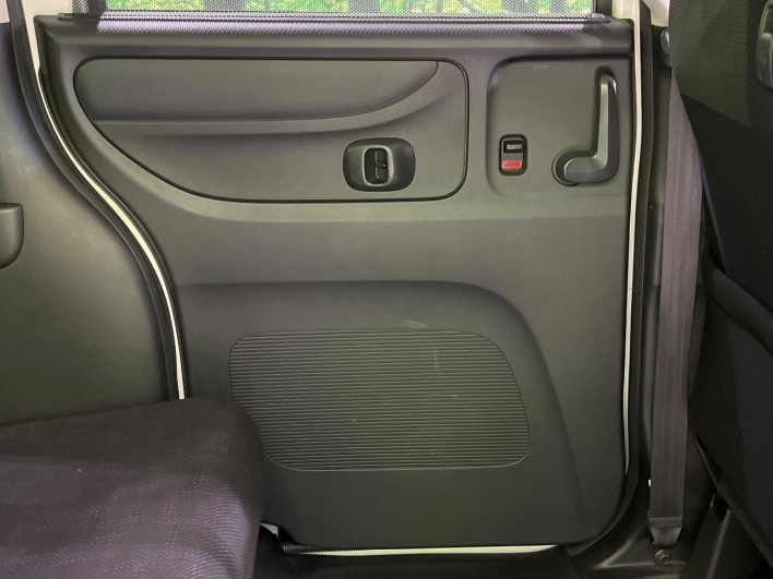 2015 Honda N-BOX DBA-JF1 (UW-6a223e5e58064)[10]